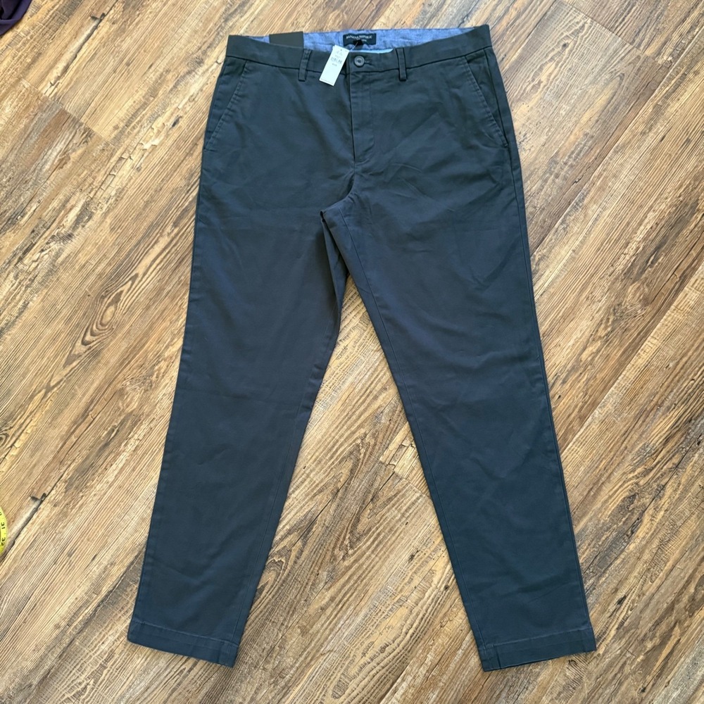 NEW Banana Republic Mason Stretch Chino Mens 34x32 Charcoal Gray Athletic Khaki - Picture 2 of 10